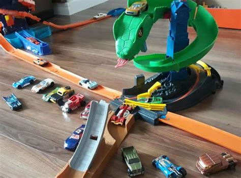 Te Dou Um Desconto Pista Ataque De Cobra Hot Wheels Mattel