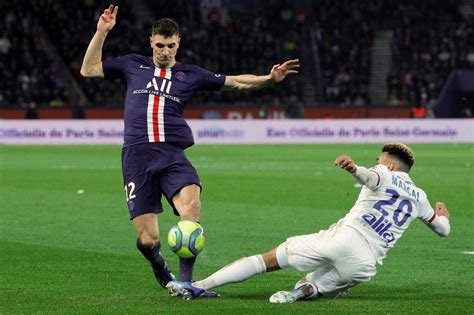 Foot Thomas Meunier en fin de contrat veut rester à Paris