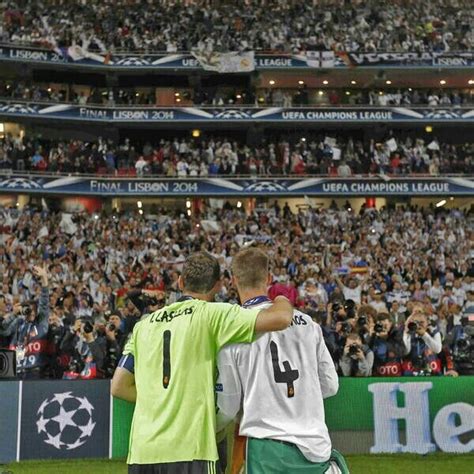 Los Mejores Capitanes Sergio Ramos Iker Casillas Equipo Real Madrid