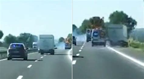 A Zig Zag Con Il Camion Provoca Un Incidente Ed Esce Di Strada Il