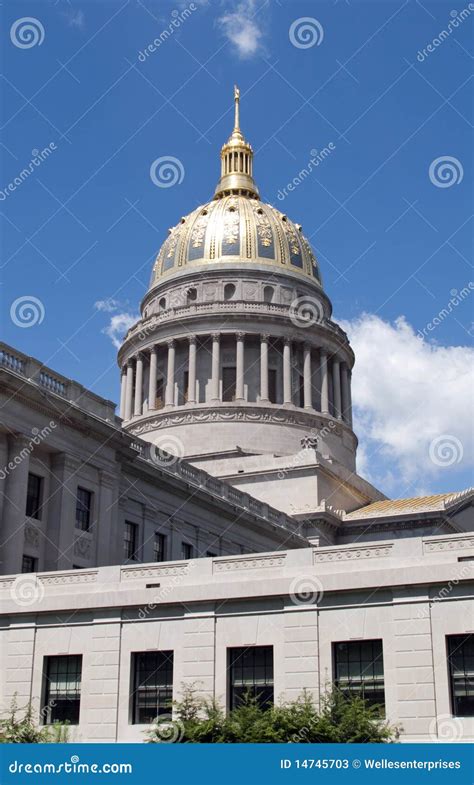 Edificio Del Capitolio Del Estado De Virginia Occidental Imagen De