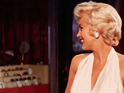 Sexy Marilyn Monroe  Find And Share On Giphy