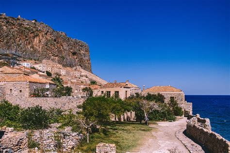 Best Guide on how to plan your destination wedding in Greece