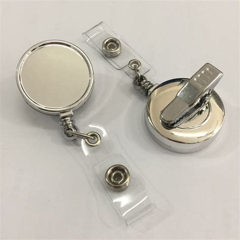 Retractable Badge Holder