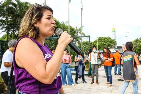 Sindipetro Caxias participa de ato em repúdio a absurdo caso de assédio