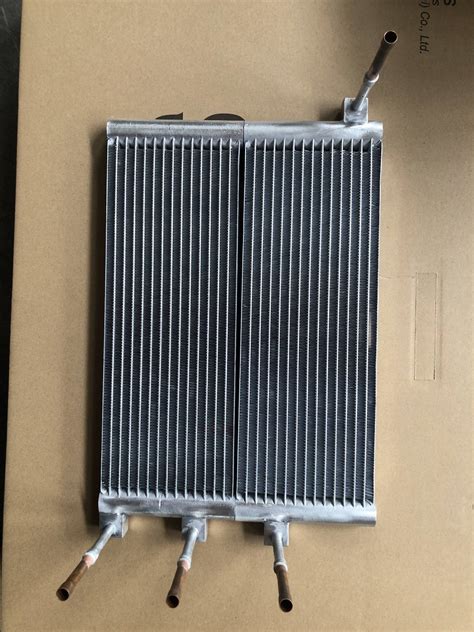 Customized All Aluminum Microchannel Heat Exchanger Auto Condensers For