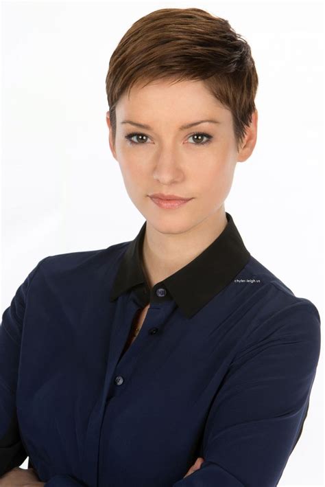 Picture Of Chyler Leigh Short Hair Styles Short Hair Cuts Short