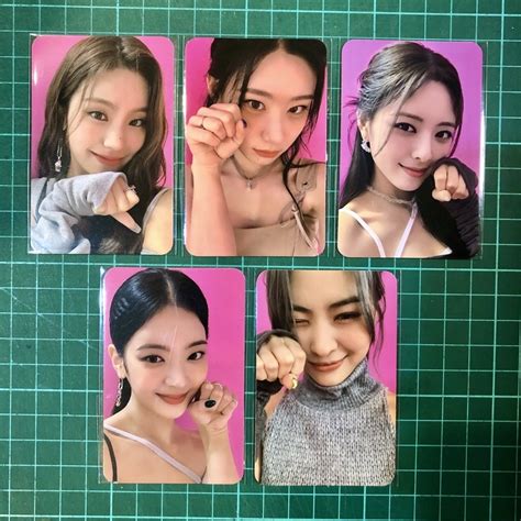 Jual Itzy Cheshire Photocard Pc Benefit Yes Shopee Indonesia