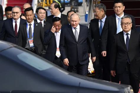 Putin Aterriza En Pek N Para Reunirse Con Xi Jinping