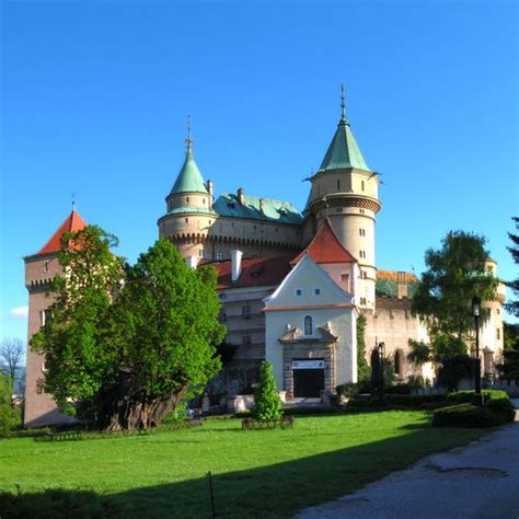 Bojnice Castle - Slovakia.travel