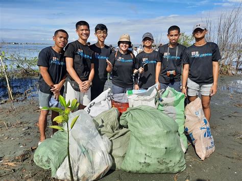 51 One Child One Tree Volunteers Launch Successful Clean Up Drive