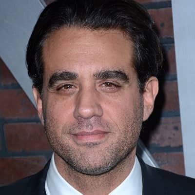 Bobby Cannavale - Bio, Career, Age, Net Worth, Height, Facts
