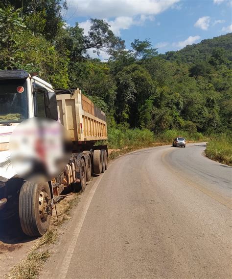 Motociclista Ultrapassa Em Local Proibido Bate Em Carreta E Morre Na