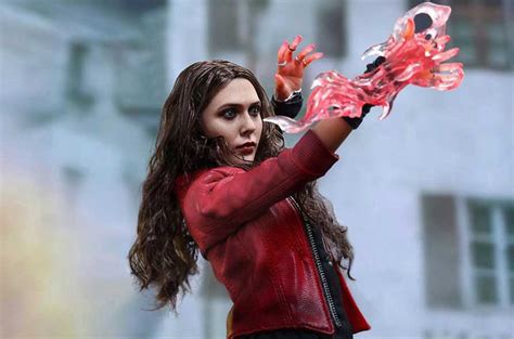 Hot Toys Lanza La Figura De Bruja Escarlata De Vengadores