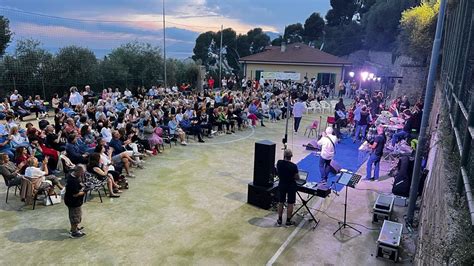 Vallecrosia Concerto Del Lions Club Bordighera Otto Luoghi A Favore