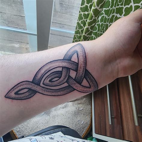 is it my fault it healed like this? (First tattoo) : r/tattooadvice