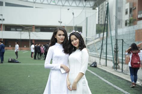 Cô bạn trường Ams xinh như hot girl nhận học bổng du học từ 8 trường ĐH trên thế giới HOLA