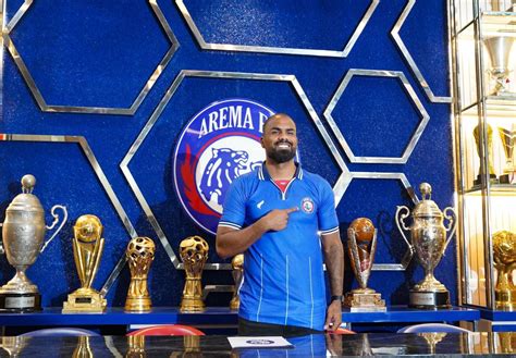 Ini Penyebab Arema Fc Rekrut Thales Natanael Dari Pss Sleman Okezone Bola