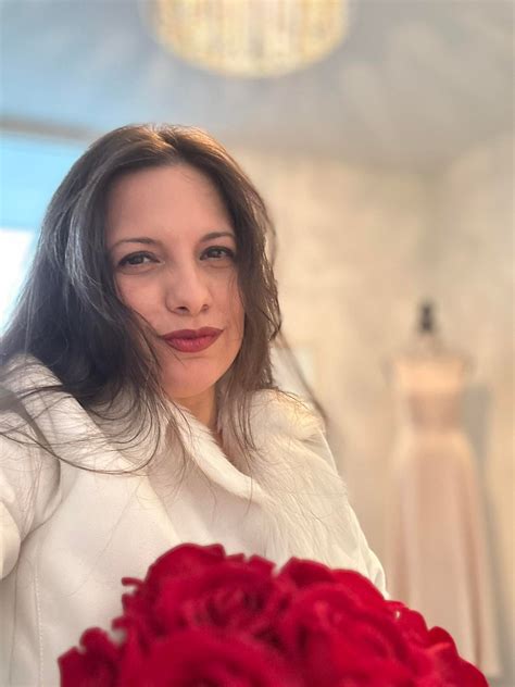 Valentina Mena | #letitsnow #winter #goodmorning #valentinasvibes #