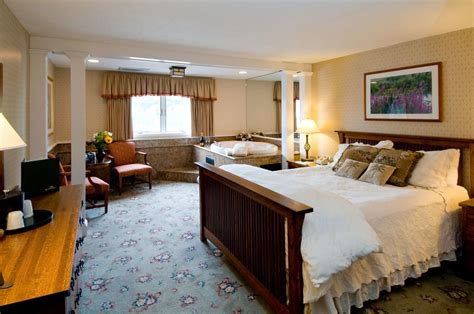 Meadowmere Resort — Ogunquit Hotels — Maine.com