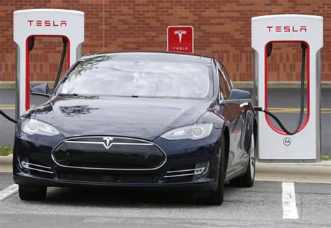 Tesla For Now Loses Spot As Most Valuable Carmaker In US