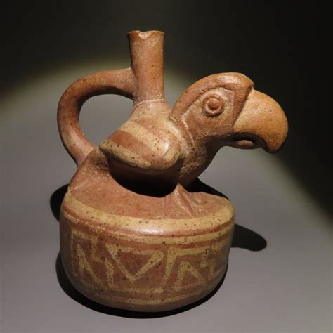 Moche Perú Terracota Vasija con forma de pájaro tropical Catawiki