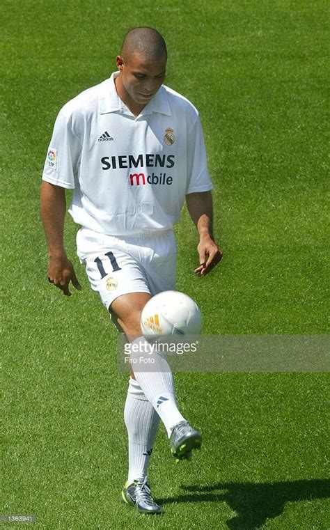 Ronaldo Signs For Real Madrid Photos and Premium High Res Pictures ...