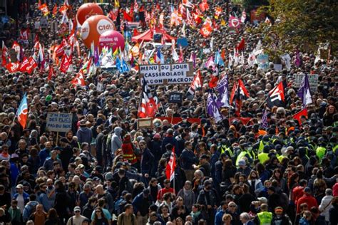 Prvomajski Bijes Zbog Mirovinske Reforme Vi E Od Milijun Ljudi Na