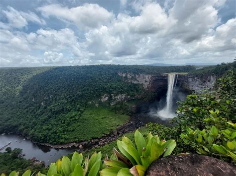 Crise de l Essequibo les présidents du Venezuela et du Guyana vont se