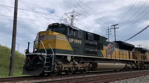 UP 1995 UP CNW Heritage Unit Leads CSX K603 Through Mentor OH On 8