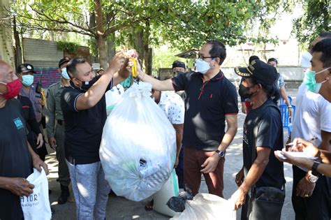 Gerakan Merdeka Bebas Sampah Plastik Di Kedonganan Kg Sampah Plastik