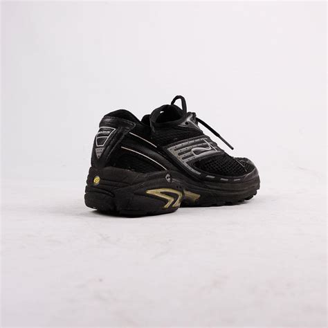 Brooks Gts 7 Black Condition 810 Size📌 Eu 39 Uk Depop