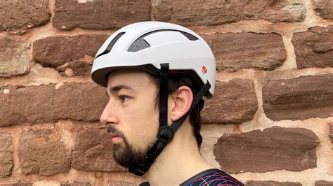 Lazer Cityzen Kineticore Helmet Review Comfortable And Safe Cycling