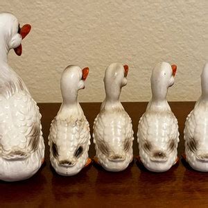 Set Of 5 Vintage Norcrest Hand Painted Small Ceramic Ducks Geese Mama