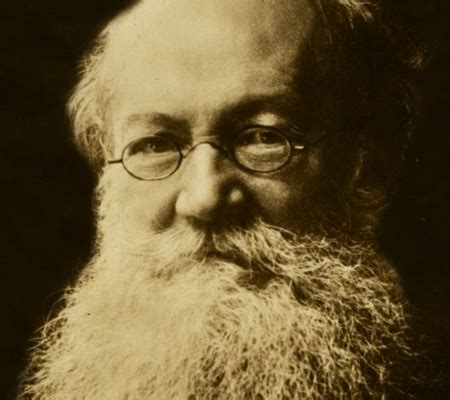 Peter Kropotkin - PM Press