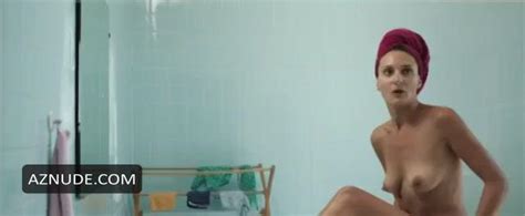 IM SOMMER WOHNT ER UNTEN NUDE SCENES AZNude