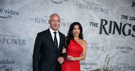 Jeff Bezos and Lauren Sanchez have one request to guests in wedding
