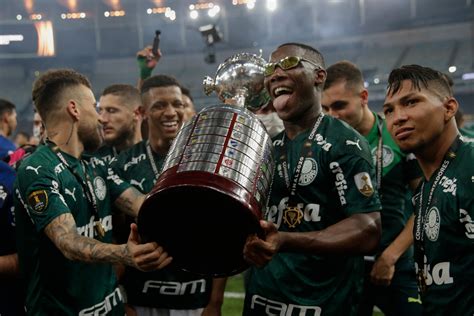 Com Gol Aos 53 Do 2º Tempo Palmeiras Vence O Santos E Fatura A