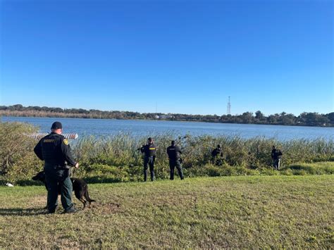 Fleeing Sex Offender Steals Polk County Deputys Gun Leading To Manhunt Sheriff