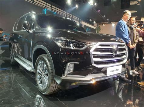 Toyota Fortuner Rivaling Mg Gloster Live From Auto Expo 2020