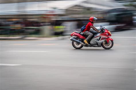 5 Things You Need To Know About Driving on Expressways in SG - Brze