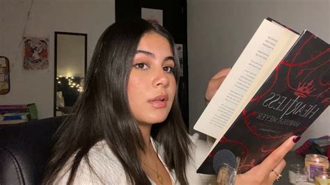 ASMR Lectura De Mi Libro Favorito Heartless By Marissa Meyer Capitulo