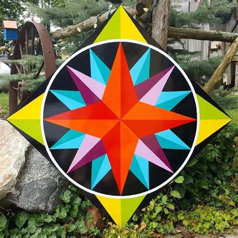 Mariner S Compass Painted Barn Quilts Barn Quilt Designs Barn Quilt