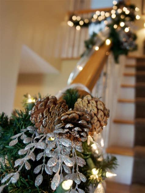 12 Easy Seasonal Pinecone Crafts Hgtvs Decorating And Design Blog Hgtv