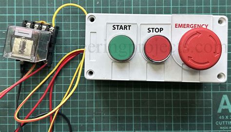 Relay Latching Circuit: How to Design - Engineering Projects