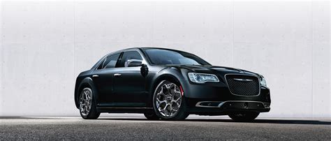 2020 Chrysler 300, Luxury Sedan | Chrysler Canada