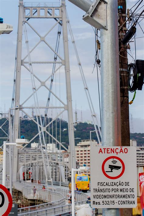 Começam testes sobre câmeras de monitoramento da Ponte Hercílio Luz