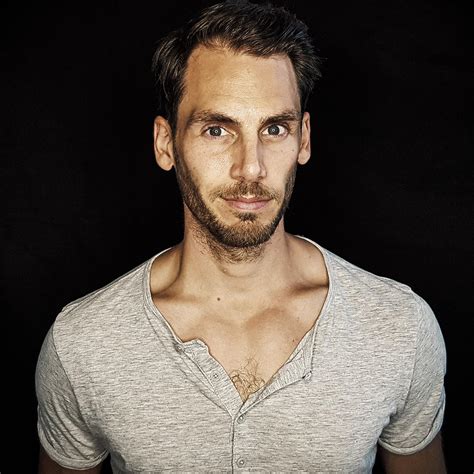 5 Surprising Facts About Oli Hawkins' Net Worth