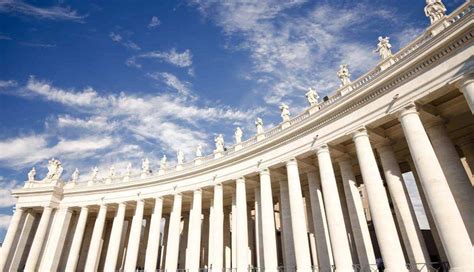 Le pape François fait don des marbres du Parthénon du Vatican à la Grèce