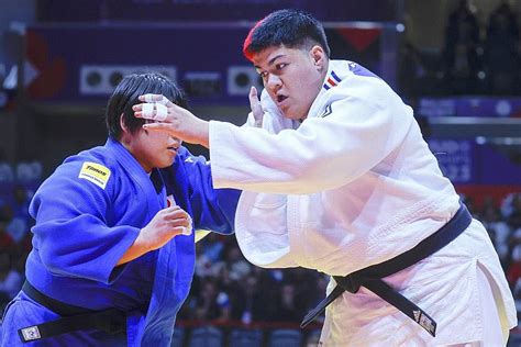 Judo Mondiaux Julia Tolofua S Incline Face La Japonaise Sone Apr S